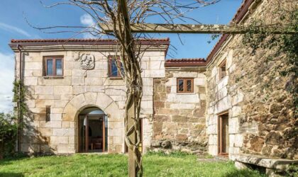 El Pazo de Lemaio, una construcción de origen medieval a la venta en Galicia